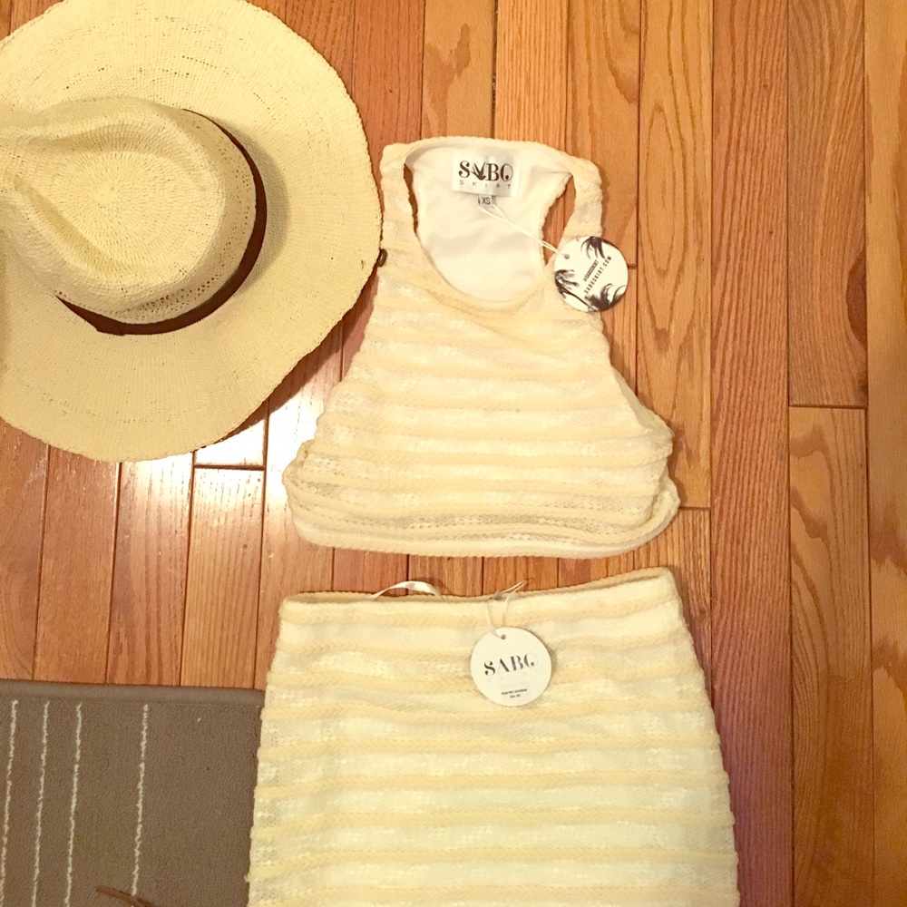 NWT Sabo Skirt Garnier Set!