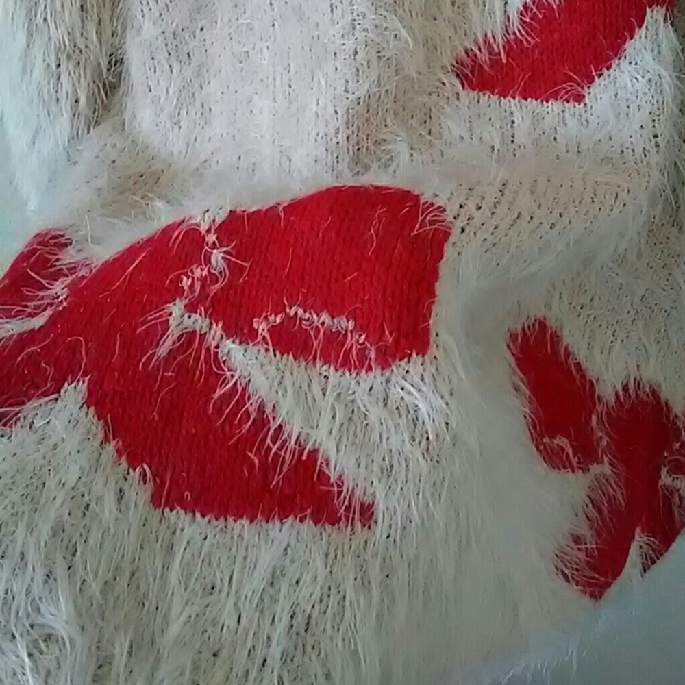 Fuzzy sweater - Picture 3 of 3