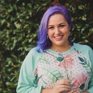 Meet your Posher, Shaina