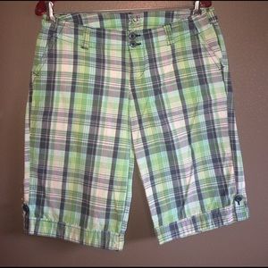 Women's BKE Gavin plaid shorts size 29