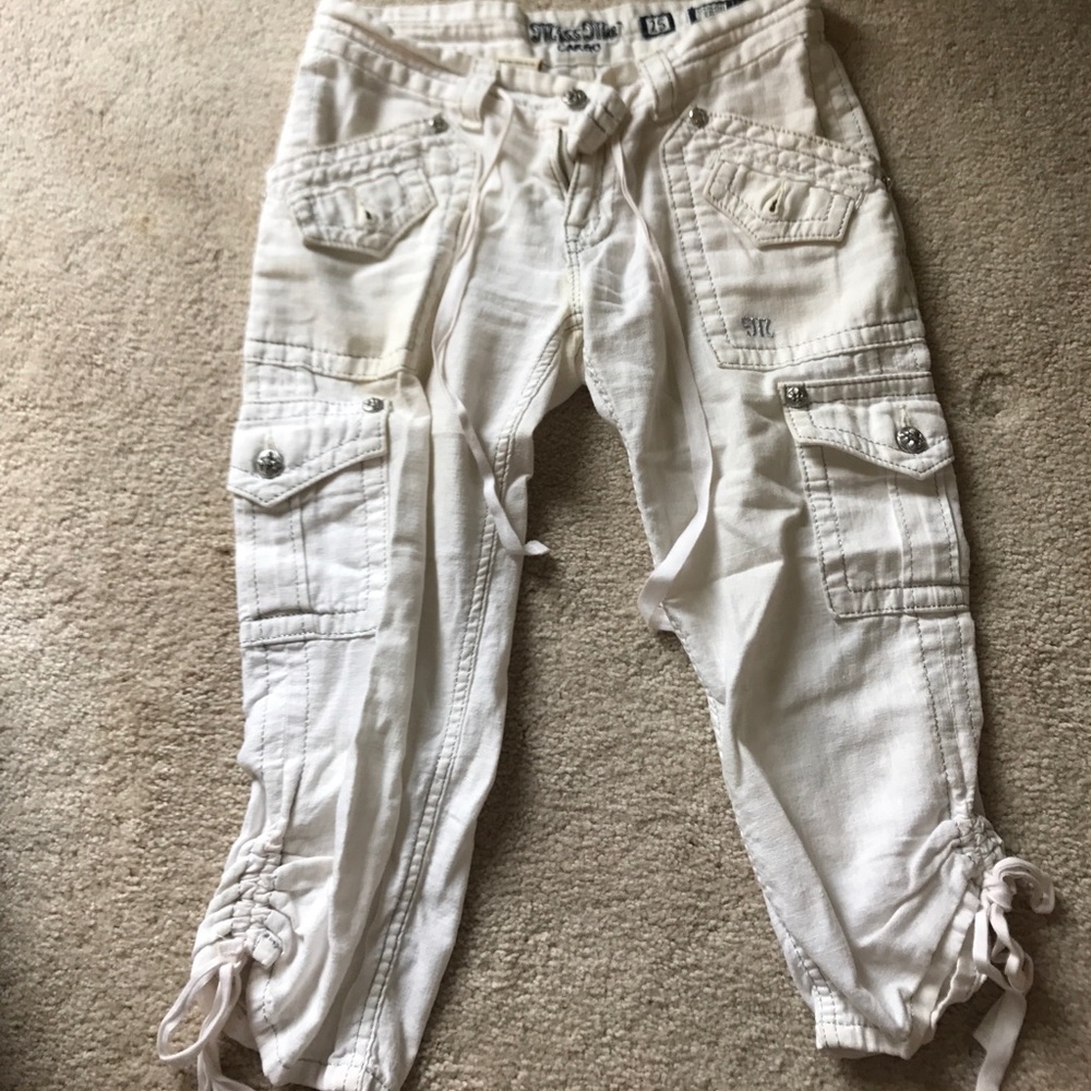 White capris