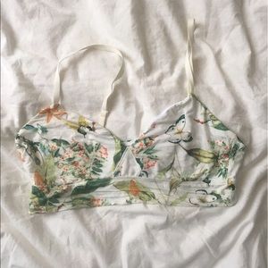 Like new- great condition bra