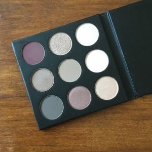 Studio Makeup On-the-Go Burgundy Palette
