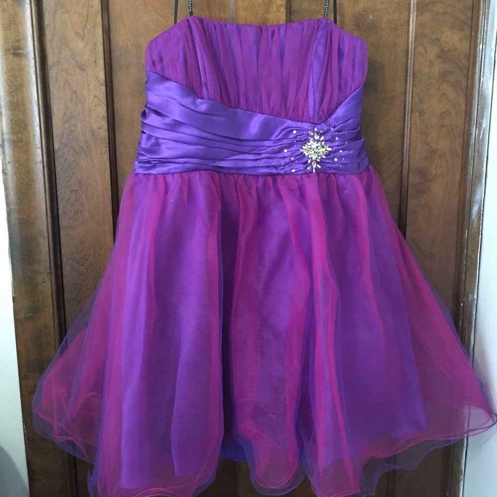 Sold! Strapless short sparkly dress prom