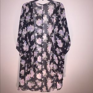 Floral 3/4 sleeve kimono