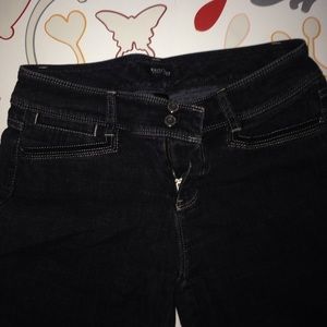 White House Tailored Jeans. Size 25