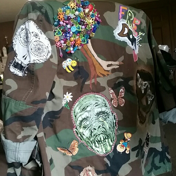 Up-cycle army jacket - Picture 2 of 3