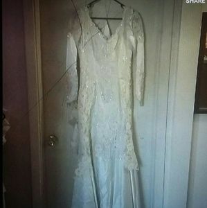 Wedding dress