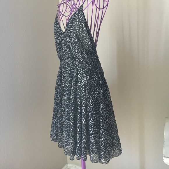 LAST CALL 9/11/22 - Open Back V-Neck Black Cream Gypsy Boho Dress - Picture 4 of 7