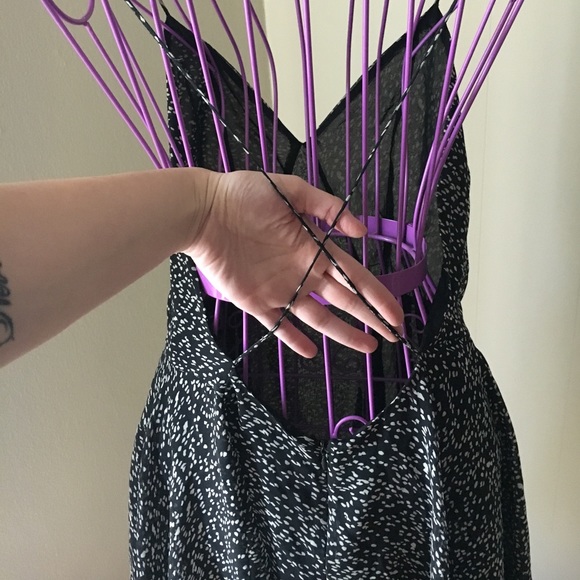 LAST CALL 9/11/22 - Open Back V-Neck Black Cream Gypsy Boho Dress - Picture 6 of 7