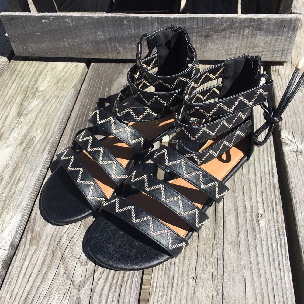 FINAL PRICE 5️⃣🌟! Black Gladiator Sandals! NEW! - Picture 6 of 8