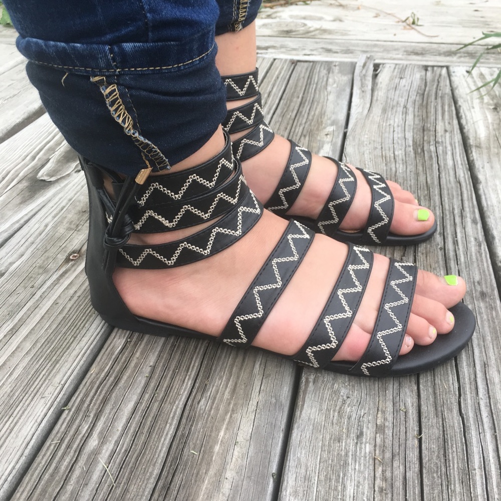 FINAL PRICE 5️⃣🌟! Black Gladiator Sandals! NEW! - Picture 3 of 8