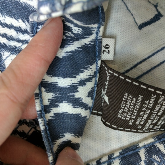 7 for all mankind ikat print cropped skinny jeans - Picture 3 of 3