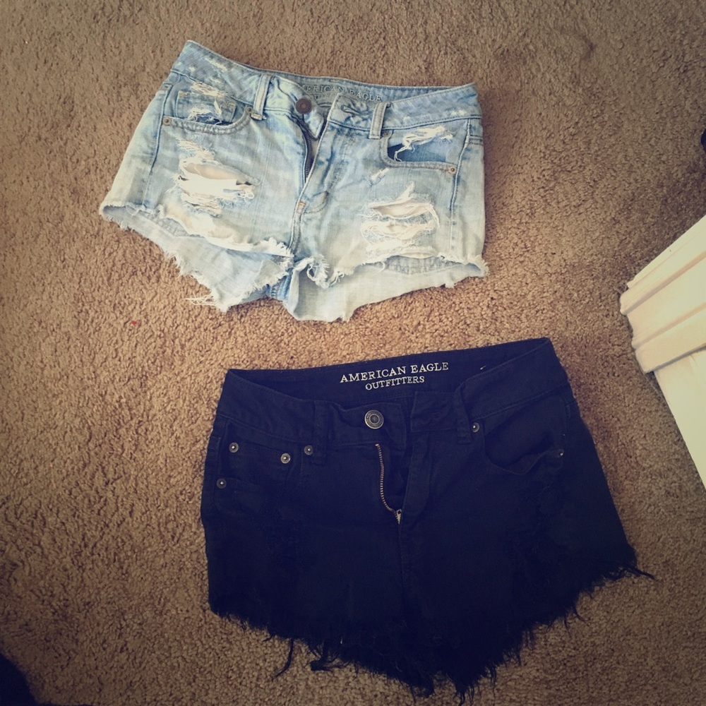 American Eagle shorts (Jean & Black)