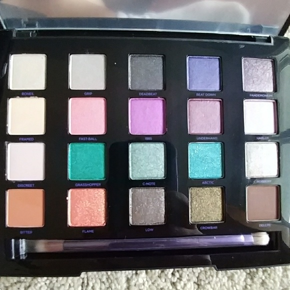 Urban Decay Vice 4 palette - Picture 3 of 6
