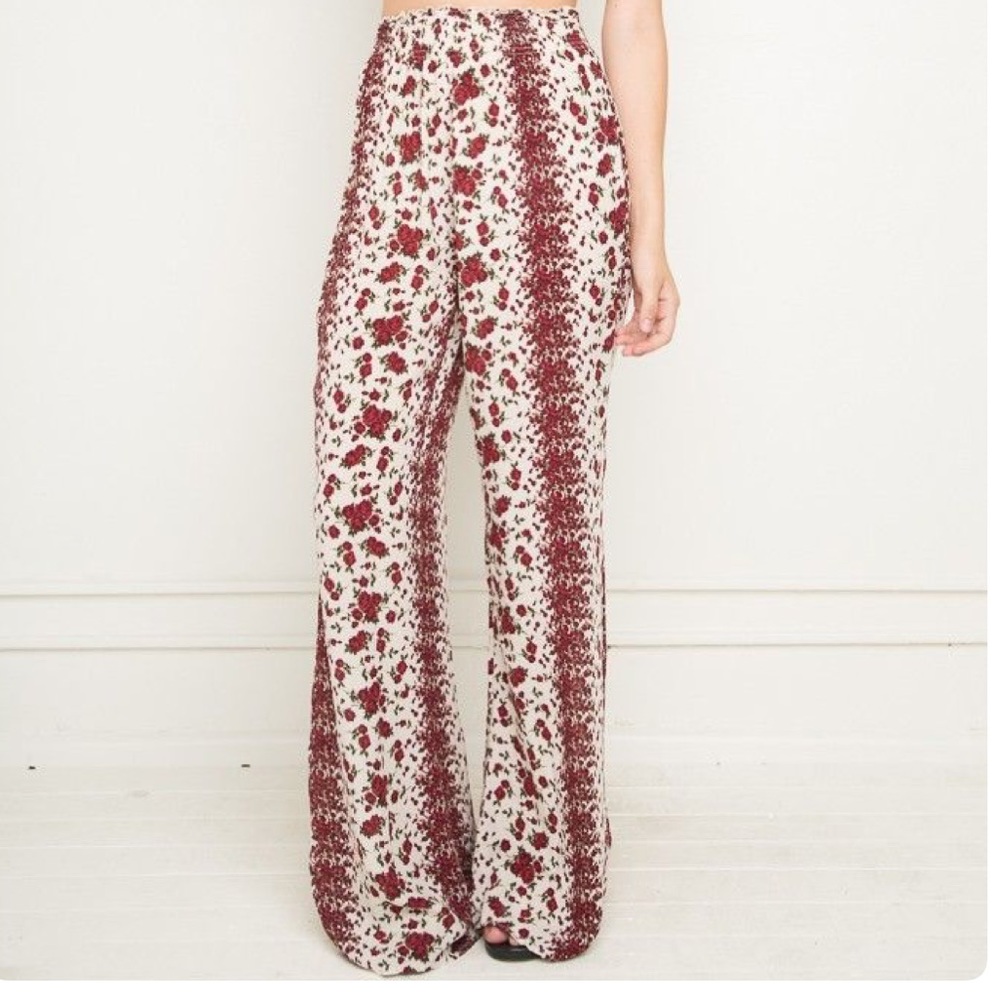 Brandy Melville Floral Alexah Pants