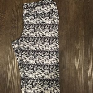 Gray and Black Aztec "90 degrees leggings"