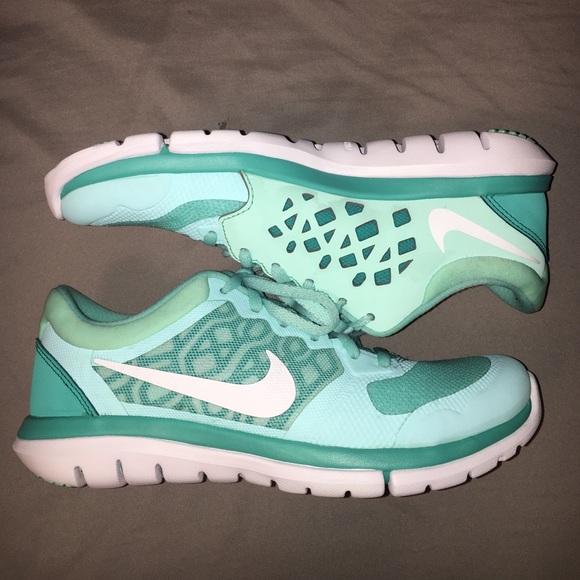 Nike Shoes - Fitsole Nike Running Shoes