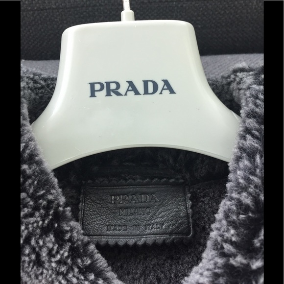 Prada - Picture 2 of 8