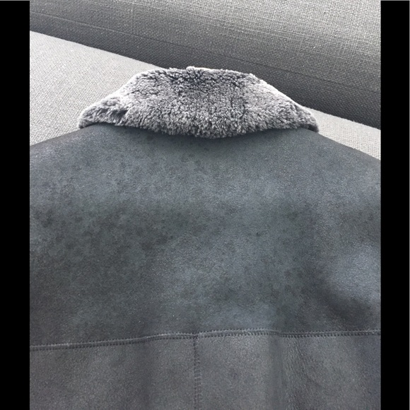 Prada - Picture 4 of 8