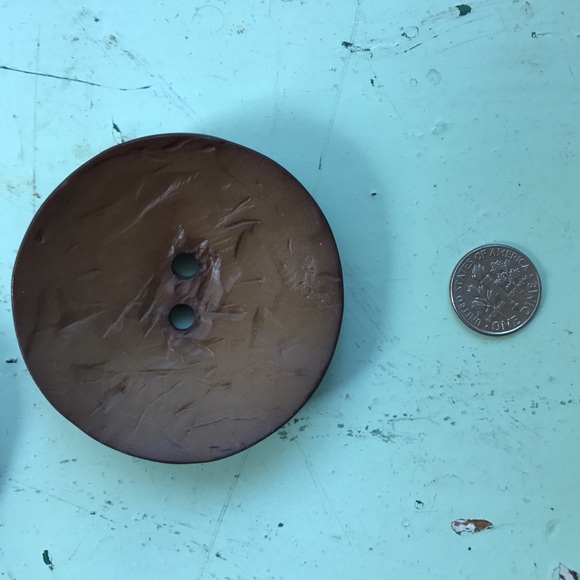 Large Buttons -8 - Picture 5 of 5