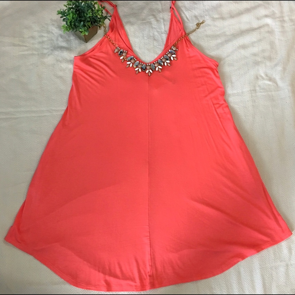 Sale! Coral sundress has hidden pockets on  side!