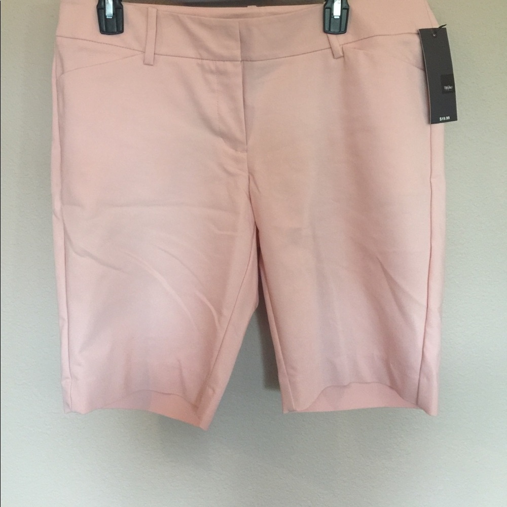 New Mossimo peach shorts