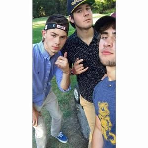 Meet your Posher, Calyb