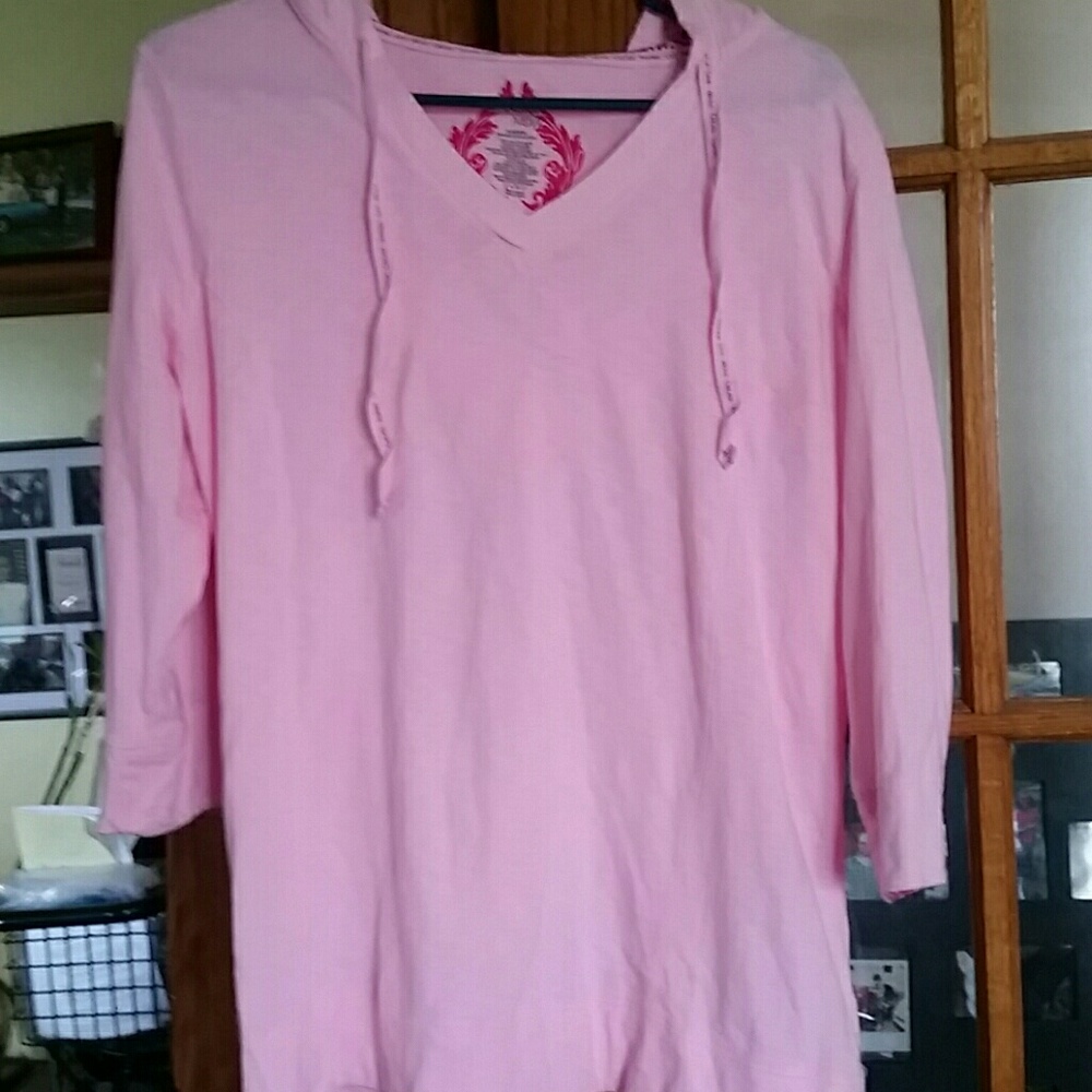 Danskin Now Hooded Pull Over