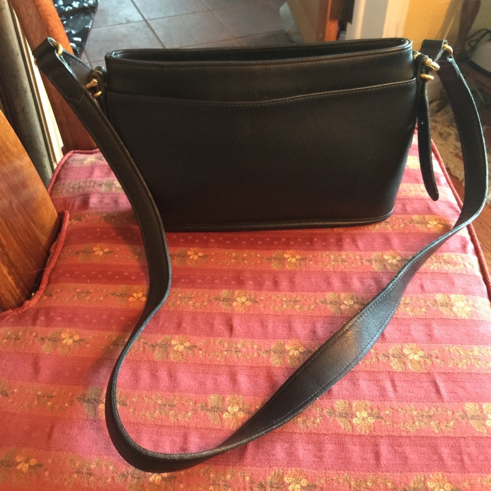 Black cross body coach bag