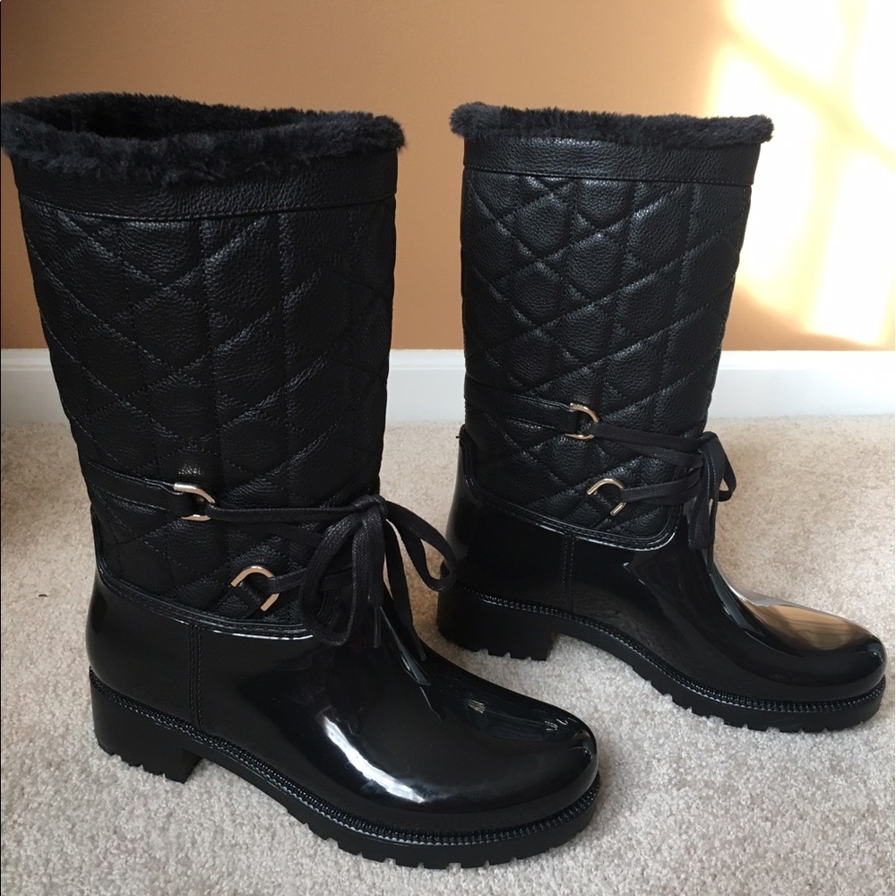 Rain boots by Bare traps