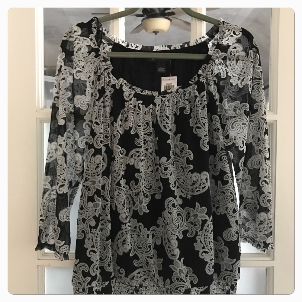 NWT Black and White Boho Top