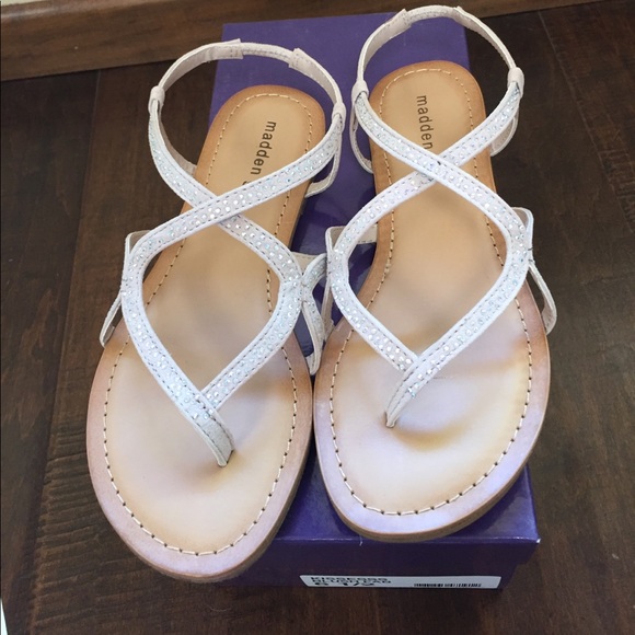 Steve Madden kisses blush fab strappy sandal! - Picture 1 of 3