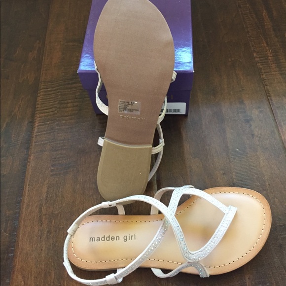 Steve Madden kisses blush fab strappy sandal! - Picture 2 of 3