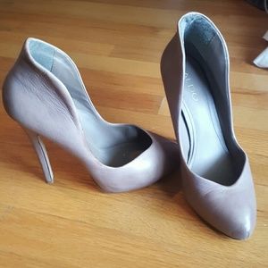 Pin Up Style Taupe Leather Stilettos