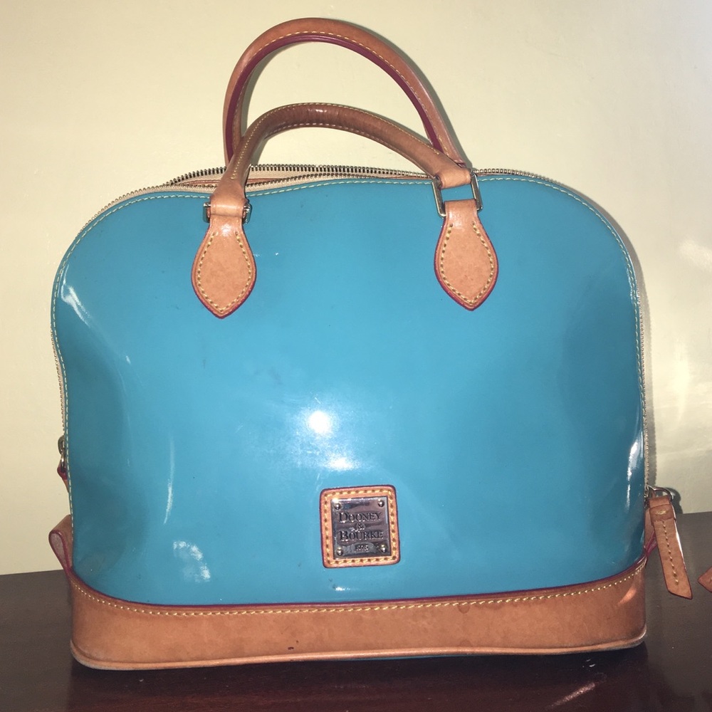 Dooney & Bourke zip zip satchel
