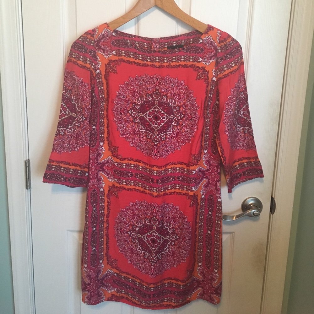 Pink and orange 3/4 sleeve dress