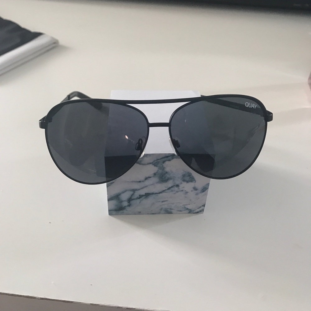 Quay Sunglasses... worn 1x. In perfect condition