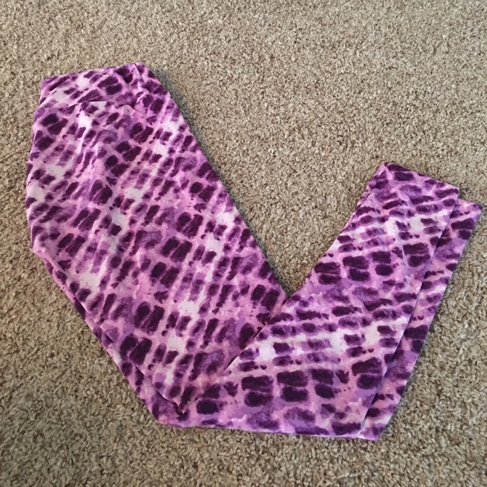 LuLaRoe one size die dye leggings!