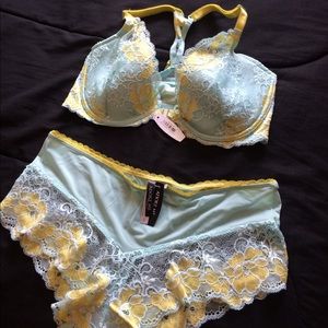 Adore me bra and panty set