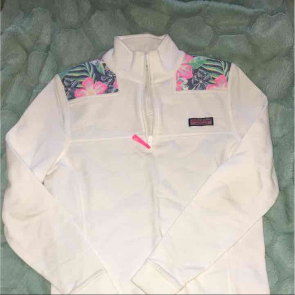 Brand New Vineyard Vines Floral Shep Shirt