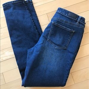 🌸 Buffalo Skinny jeans! EUC. 🌸