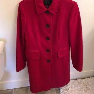 Very nice wool Banana Republic women's coat.