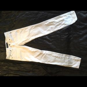 White Frankie B Size 25 Brand New!