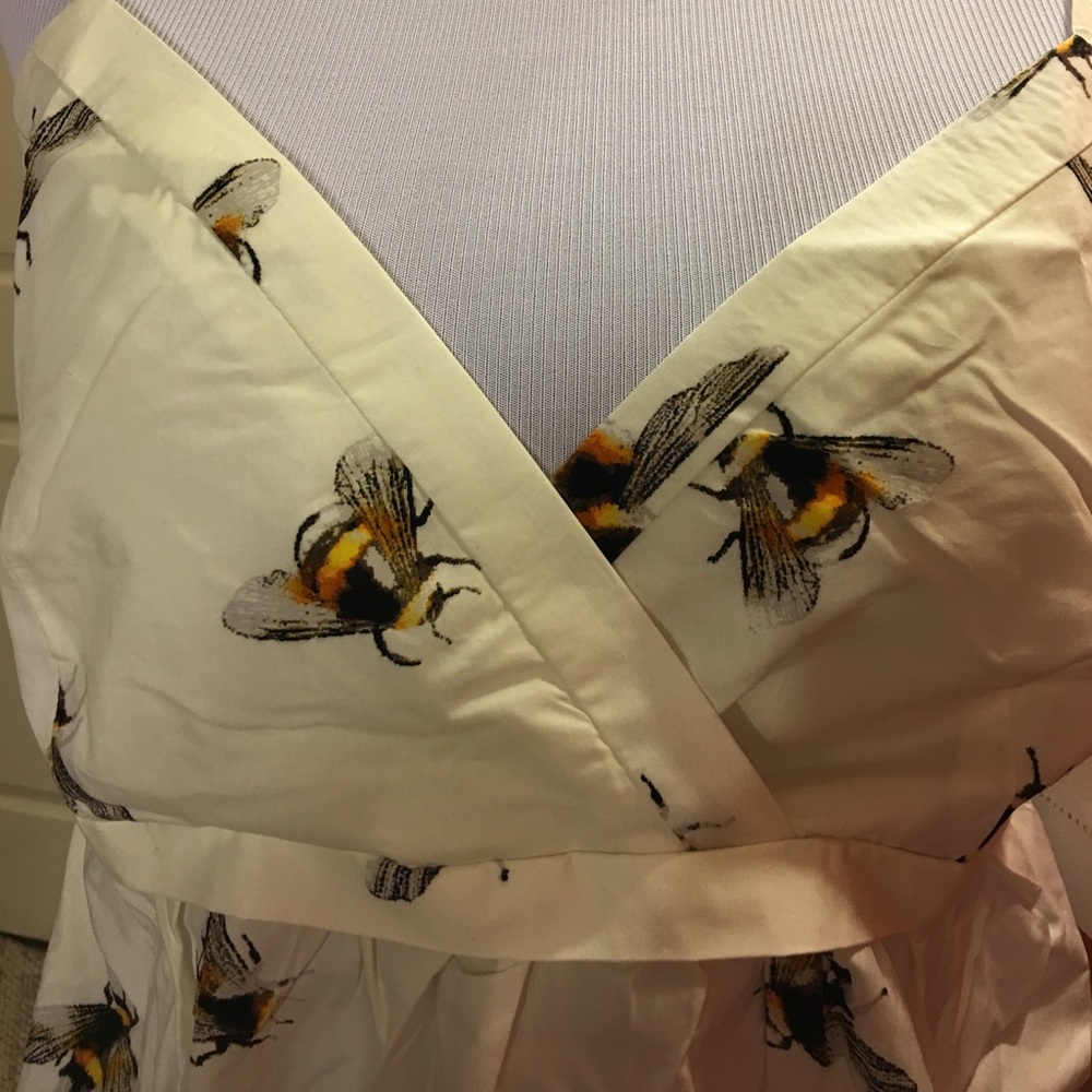 Victoria Beckham Bee cami - Picture 2 of 8