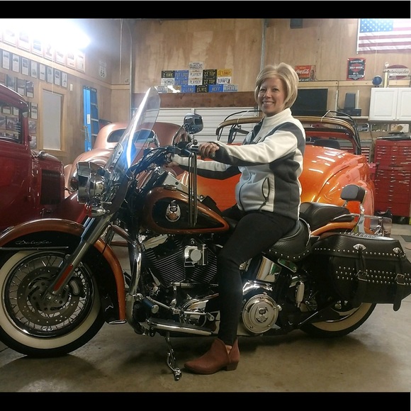 Meet your Posher, Ann - Picture 2 of 3