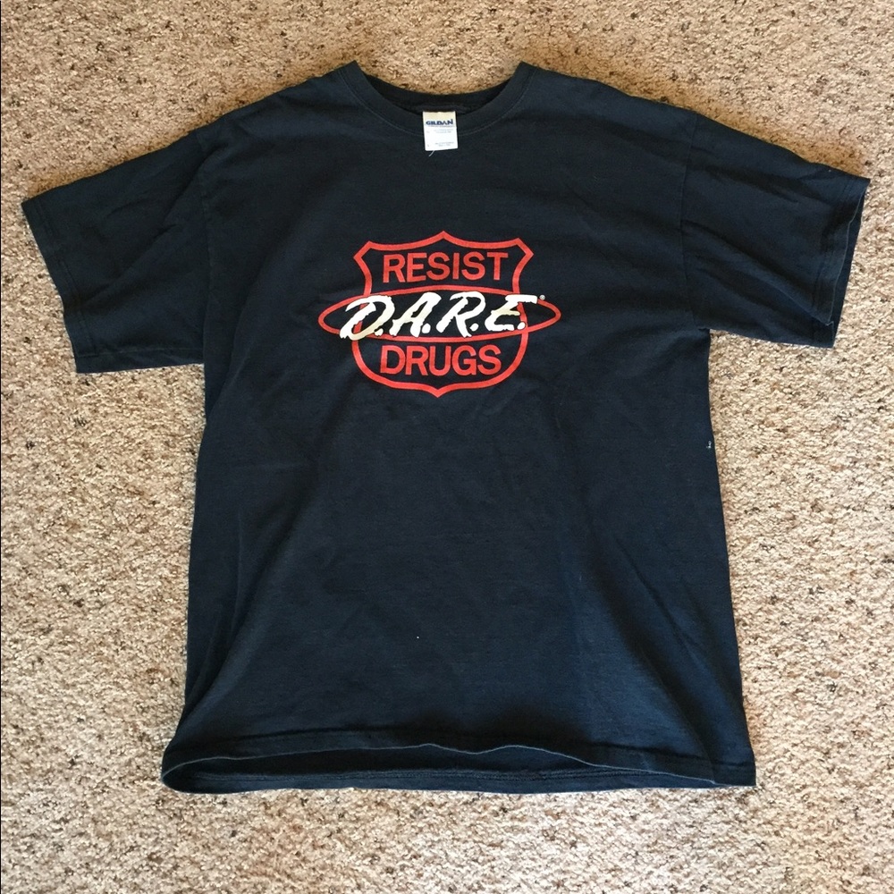 ❌SOLD❌ Vintage DARE To Resist Drugs black large