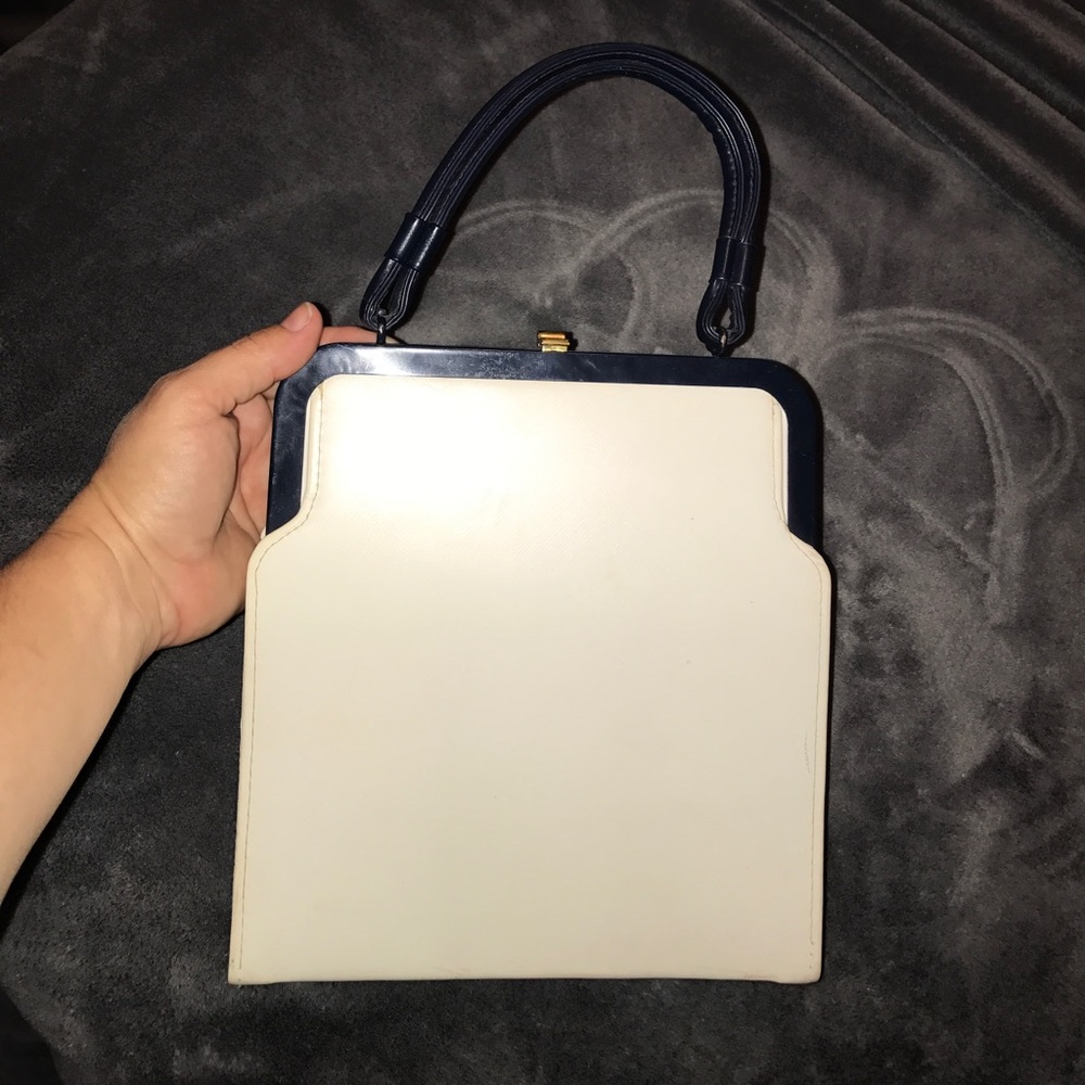 Classy vintage handbag