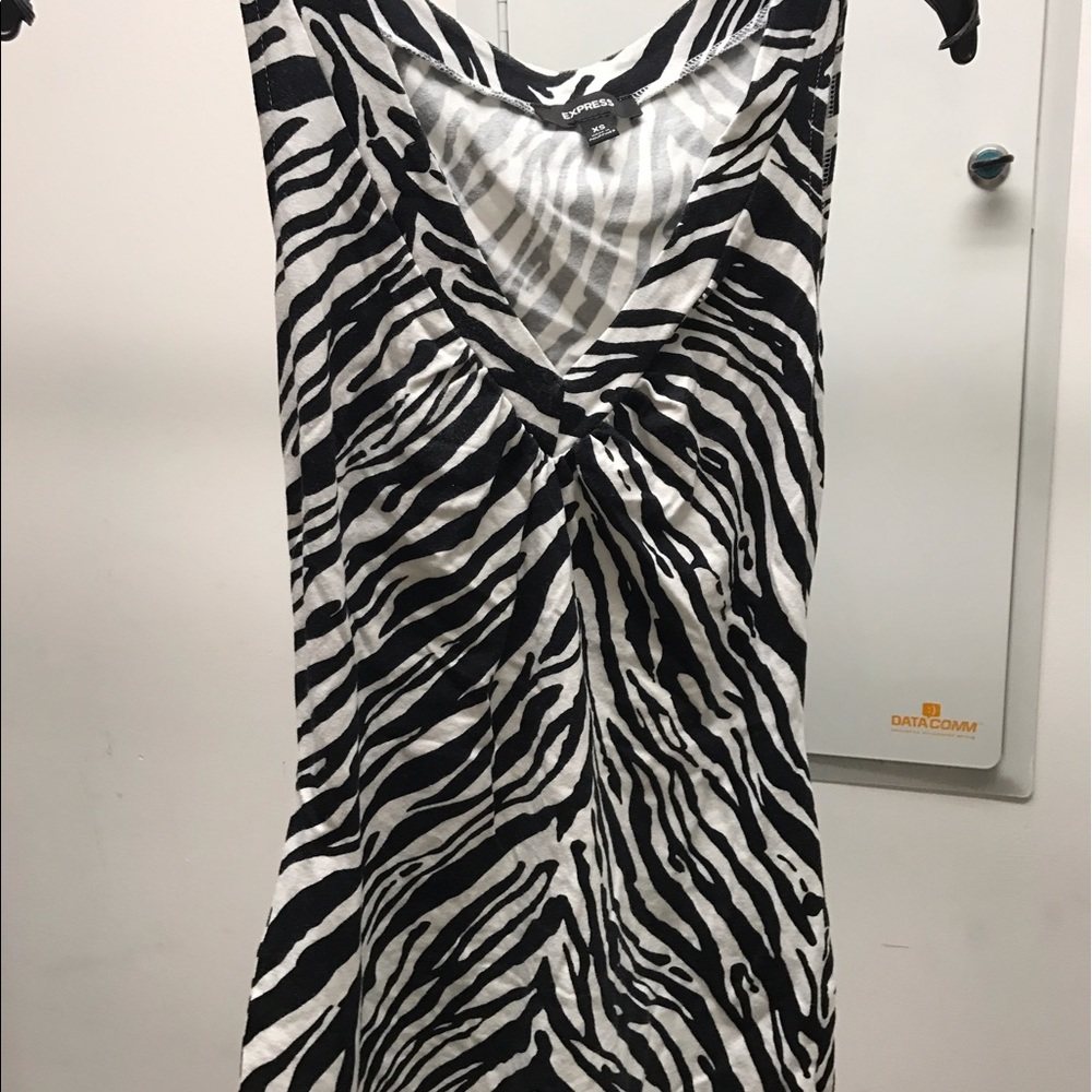 Animal print V-neck tank