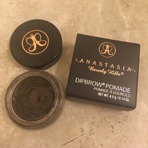 Anastasia Beverly Hills Brow Pomade